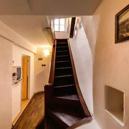 بيت ضيافة Charles Bridge Blind Street House